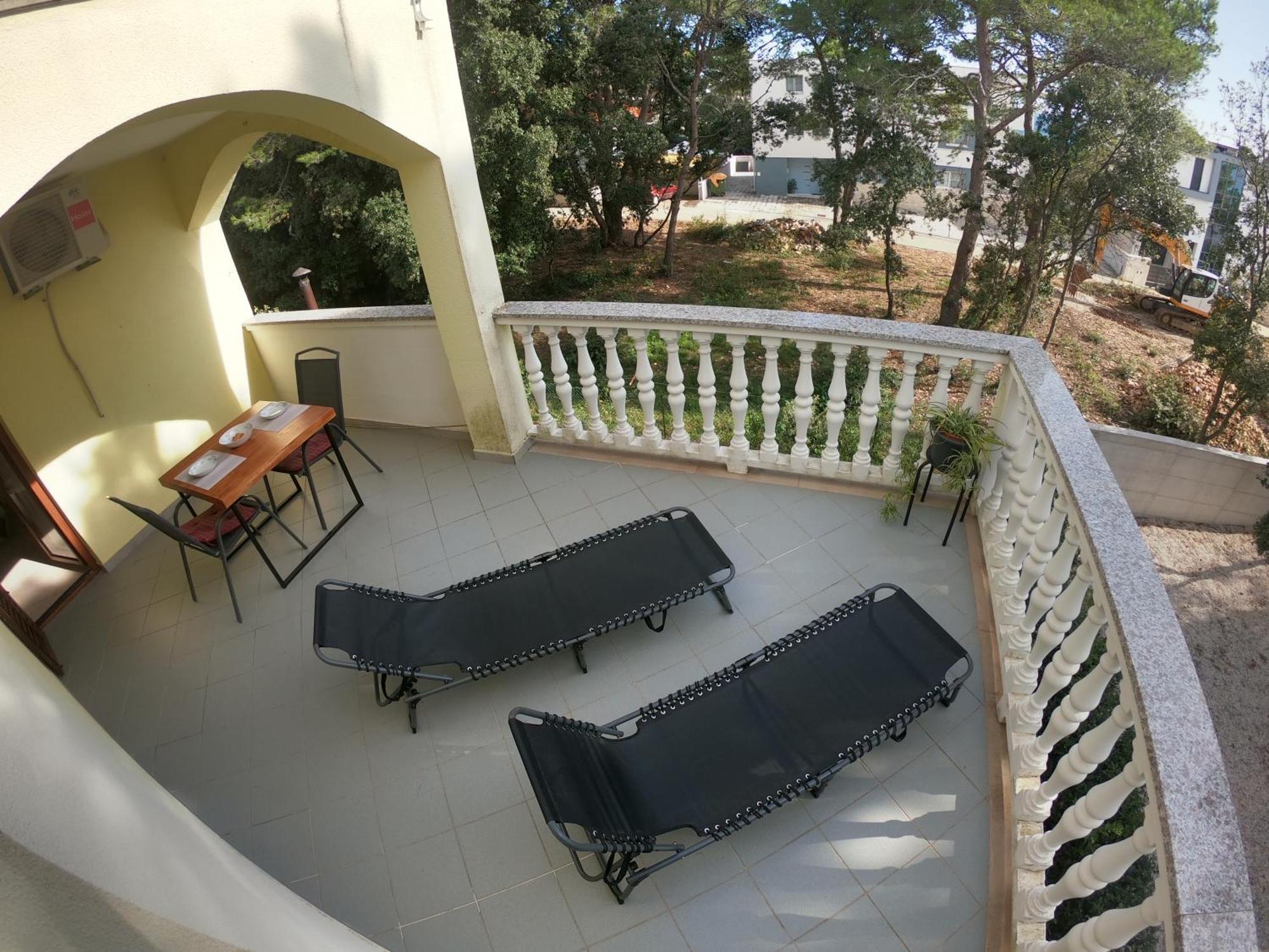 Apartments Stanko Petrcane Εξωτερικό φωτογραφία