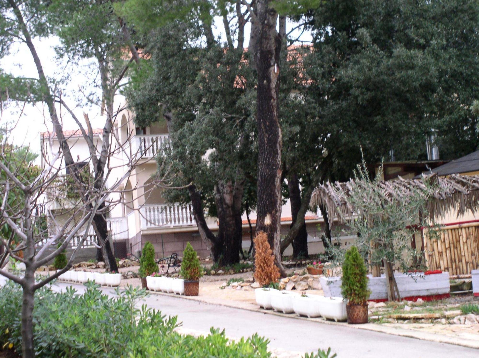 Apartments Stanko Petrcane Εξωτερικό φωτογραφία
